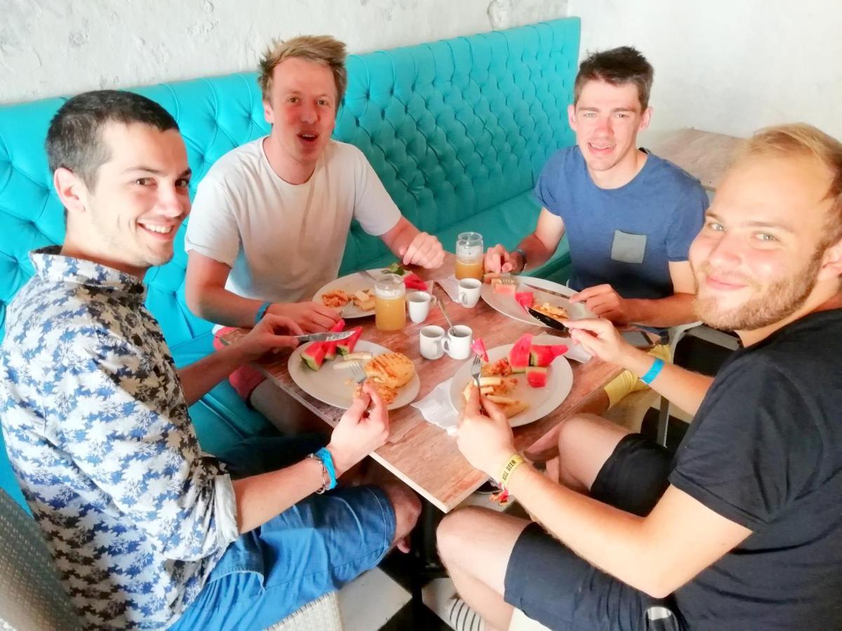Hostel La Antigua Capsula Cartagena المظهر الخارجي الصورة