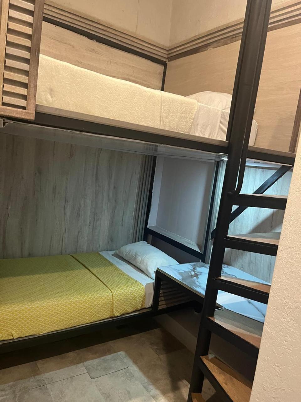 Hostel La Antigua Capsula Cartagena المظهر الخارجي الصورة